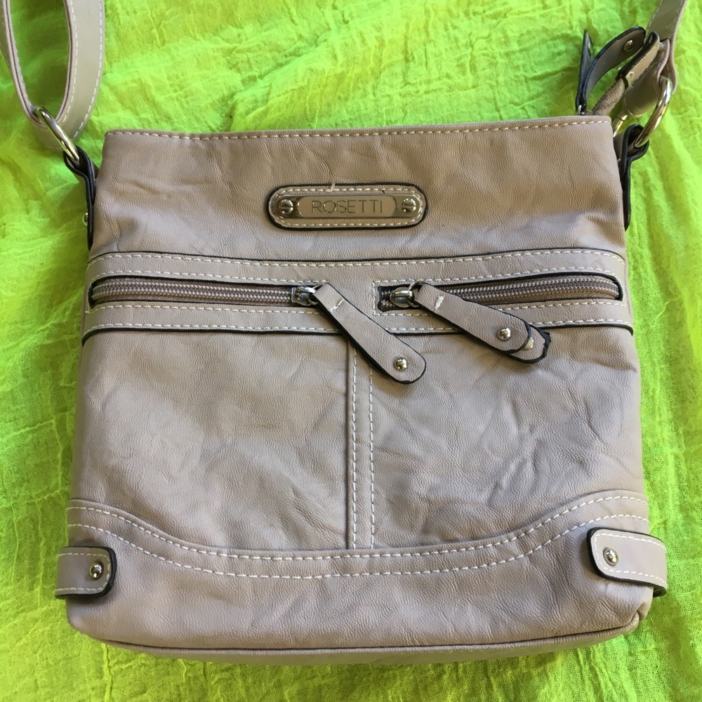 LIKE NEW Rossetti beige purse 👜